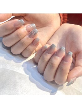 グラデーションネイル