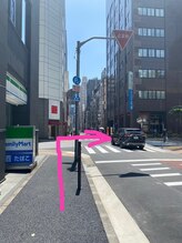 美極 銀座店/浅草線宝町駅からの順路