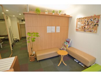 さらさ整骨院/待合室