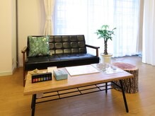 落ち着いたカウンセリングルームで、じっくりお話お聞かせ下さい