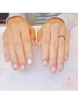 エヌ(N)/ミラーフレンチネイル