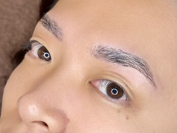 男の眉毛専門店　眉毛屋　【浜松メンズ眉毛/浜松メンズアイブロウ】の写真/八幡駅から車で7分！ビジネスマンの身だしなみに。男の眉毛専門店がNEW OPEN！貴方の自信を手に入れよう！