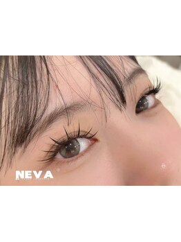 ナチュラル上品な目元にしたい