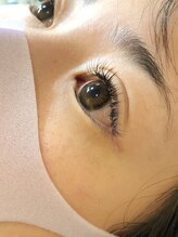 アイラッシュアンドコー(eyelash&co.)/中央長め・ドールスタイル
