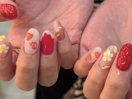 いちごネイル