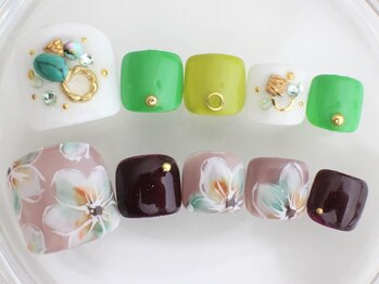 ネイルサロン あかねいろ/秋冬フット フラワーアート手描