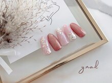 ワイネイル(Y.nail)/上品キラキラデザイン