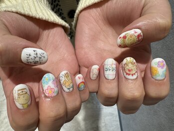 シー(Shhh...)/キャラクター落書きネイル