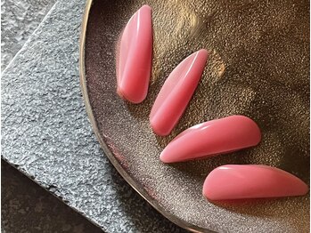 クルワートル デフィ/まつげパーマ☆ピンクロッド