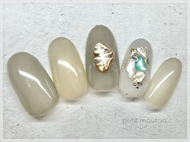 【くすみカラー×シェルネイル】