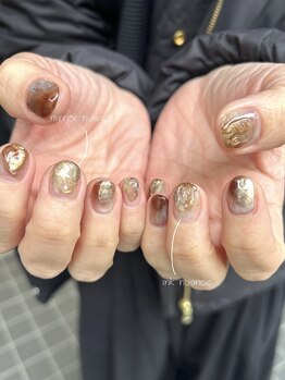 キルナ(kiruna)/お任せニュアンスネイル
