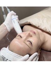 サロン ド ノイエ(Salon de Neue)/コラーゲンフィラーULDM