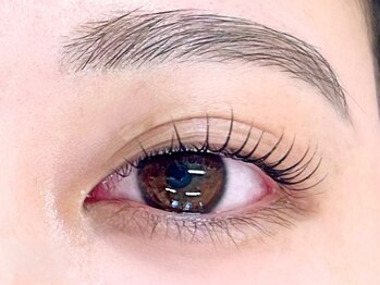 ミーナ 水ヶ江店(mina)の写真/理想の目元を叶えるならプロにお任せ★パーソナルカラーに合わせた眉毛とまつ毛で自然に目元を美しく◎