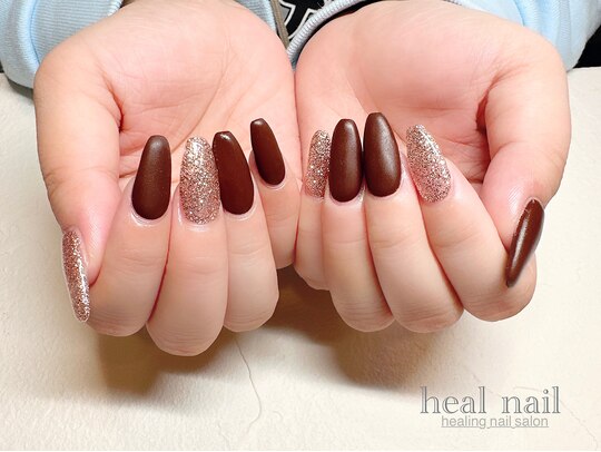 2025年冬】マットブラウンのネイルデザイン集｜人気順｜ホットペッパー  