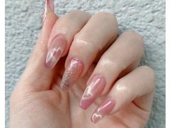 ネイルアンドアイラッシュスタジオ シュシュ(chouchou)/ハートがキラキラ話題マグハート