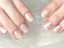 リッシュ トロワ(RICHE trois)/つやつやホワイトパールネイル