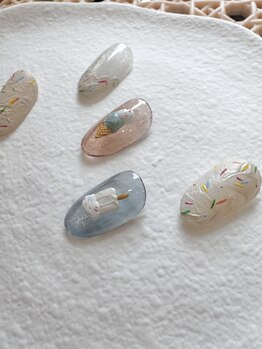 オカユデザイン ネイルワークス(OKAYU DESIGN Nailworks)/pop&mood