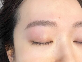 ビヨウジョ シスコ(biyoujyo CISCO)/ハリウッドブロウリフト