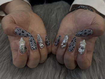 ソレイユ トータルビューティー(sole‘il total beauty)/ヒョウ柄ネイル