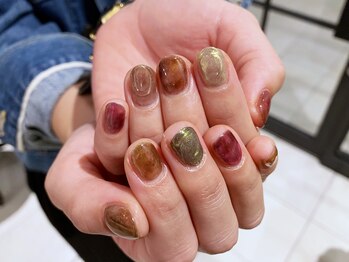 ネイルズ ララ(nails Lala)/ニュアンスミラーネイル。