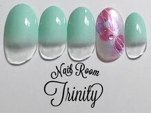 ネイルルーム トリニティ(Nail Room Trinity)/150種類以上選べるアート付