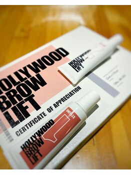 ウラロージュ(uraloge)/ハリウッドブロウリフト