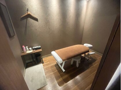 カラダファクトリー 松山三越店の写真