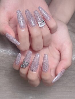 メオネイル(MEO NAIL)/ラメグリッターロングネイル