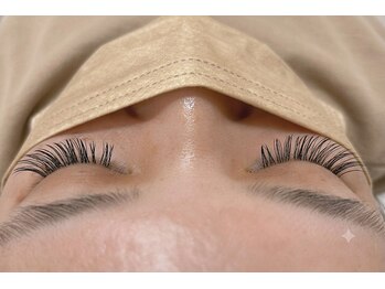 eyelash salon Rinto【リント】【7月10日NEW OPEN（予定）】の写真/《キープ力が大好評！LEDエクステで長く続く美しさ》LED初めての方も大歓迎♪完全個室のプライベートサロン