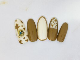 牛柄ネイル
