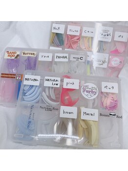 ロナ(Lona)/\オーダーメイドまつ毛パーマ/