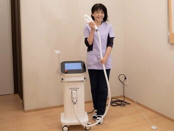 プラステン治療院 / コットンタイム/JEPAの認証の脱毛機です