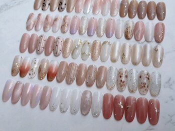 アバネイル アクア 千種店(AVANAIL AQUA)の写真/シンプルにワンポイントが大人女子のトレンド♪アート控え目のシンプルオフィスやマグネットも◎