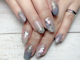 ブルーシェルネイル