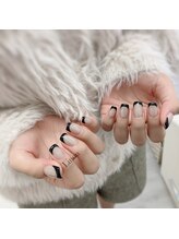 リノン(Linon)/フレンチネイル ¥8800