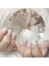 リッシュ トロワ(RICHE trois)/ちゅるん！ピンクホワイトラメ