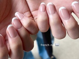 フレンチネイル/9300円