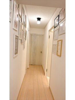 ケイト ビューティー(KATE Beauty)/店内入り口