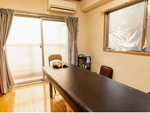 オアシスの雰囲気（店内雰囲気）