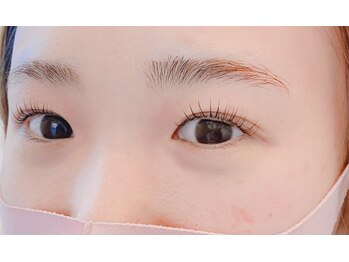 R/まつ毛パーマ、ラッシュリフト