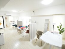 グランドカラー 大阪心斎橋店/3席あり/個室あり/心斎橋/大阪