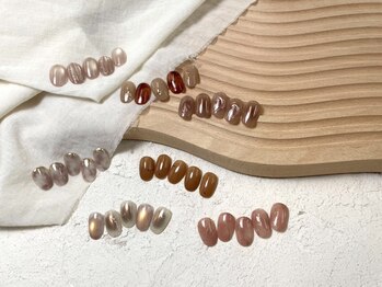 ニュアーズネイル(nuas nail)の写真/定額デザインは毎月更新されるから、いつも新しい発見が♪カラー変更も◎今っぽデザインをお得に楽しもう！