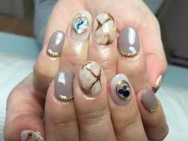 大人気！秋の大理石nail