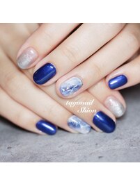 ネイビーニュアンスネイル