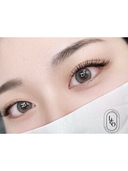 ナチュラル上品な目元にしたい