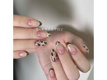エスケイネイルサロン(S Kネイルサロン)/ヒョウ柄+フレンチのデザイン
