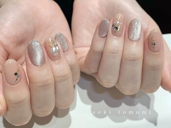 ウノプリール 梅田HARBIS PLAZA(uno pulir)/【マグネットネイル】