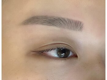 ビューステージ アイブロウサロン 岡山/ストレート眉