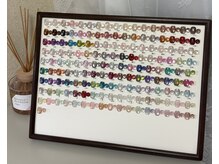 キューネイル(Qnail)の雰囲気（カラーやマグネットジェルを豊富に揃えています♪）