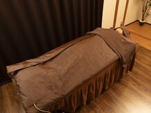 ヴィー(VII)/遠赤外線ヒートマットで発汗